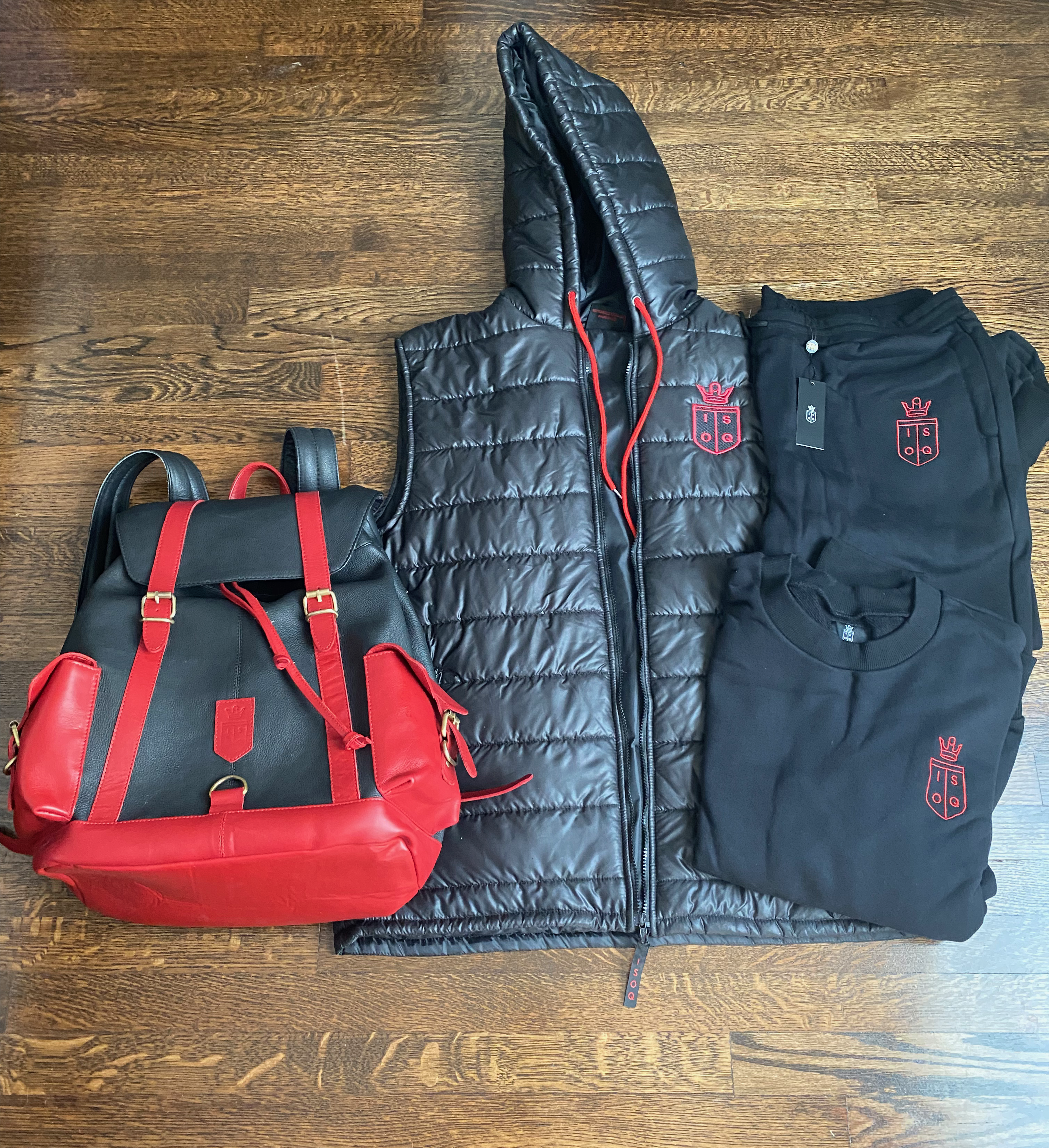 ISOQ Jogger Set Black & Red