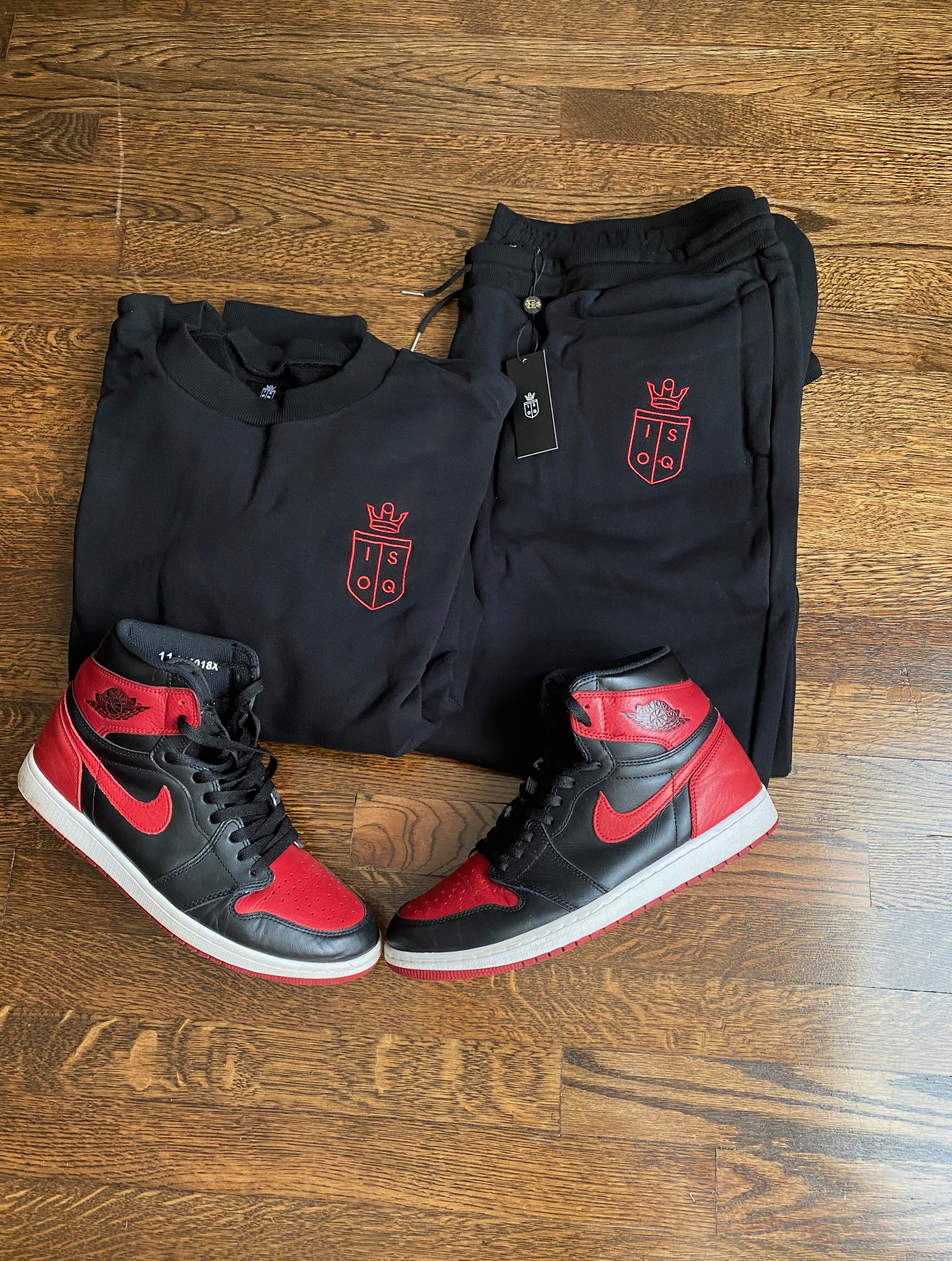 ISOQ Jogger Set Black & Red