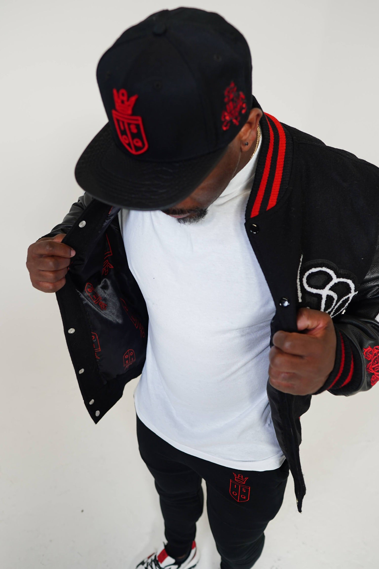 IOSQ VARSITY Black / Red / White